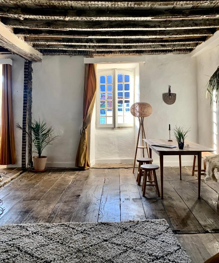 Abury Otel Barcus Dış mekan fotoğraf